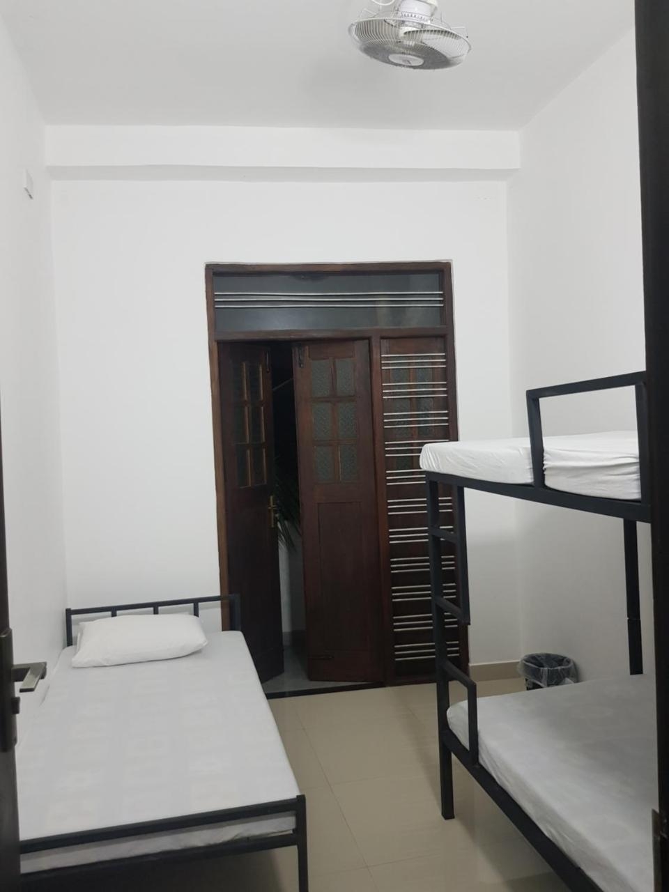 Steps Backpackers Hostel Colombo Exterior foto